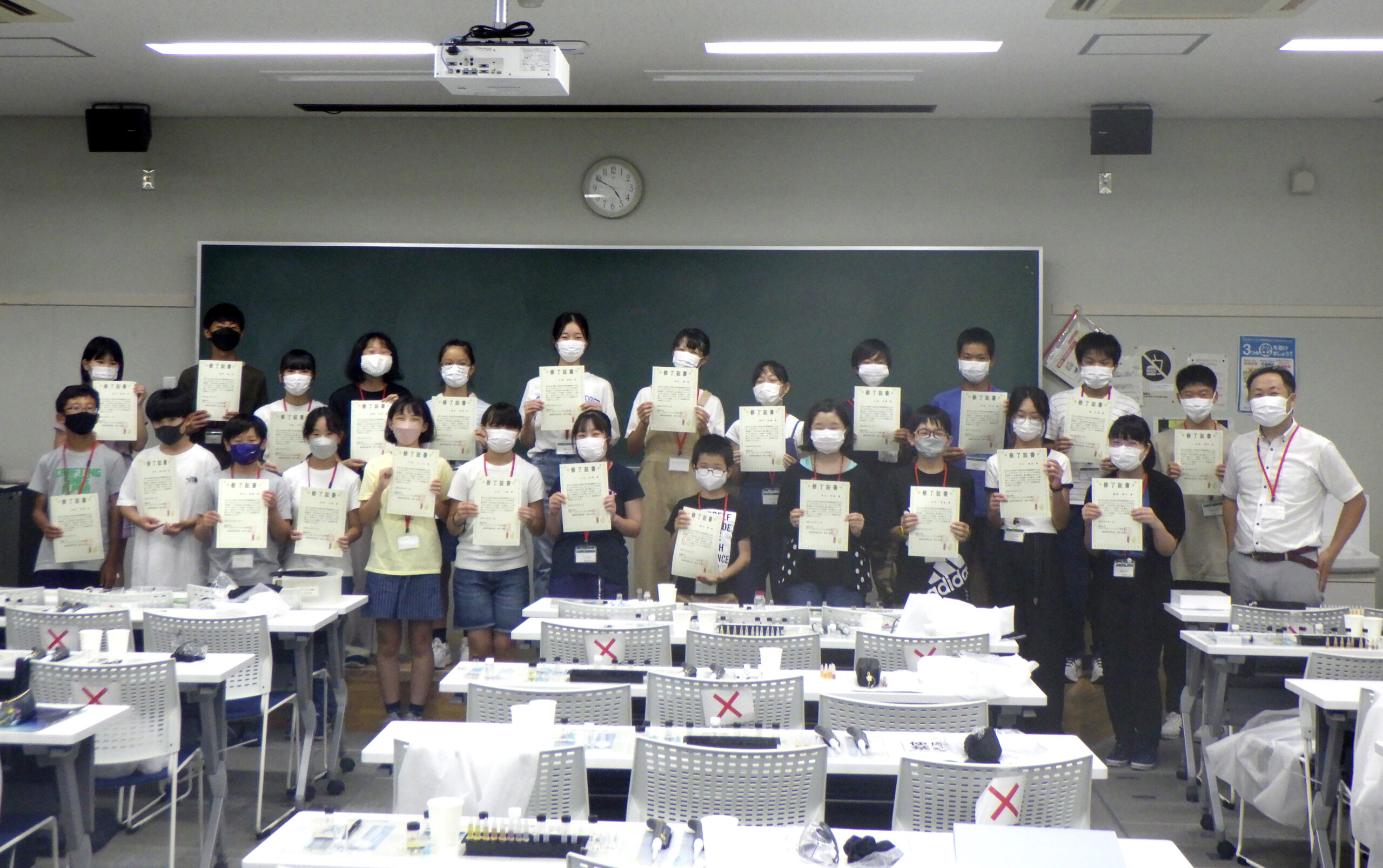 【終了しました】『金や銀のステンドグラスから学ぶナノの世界』